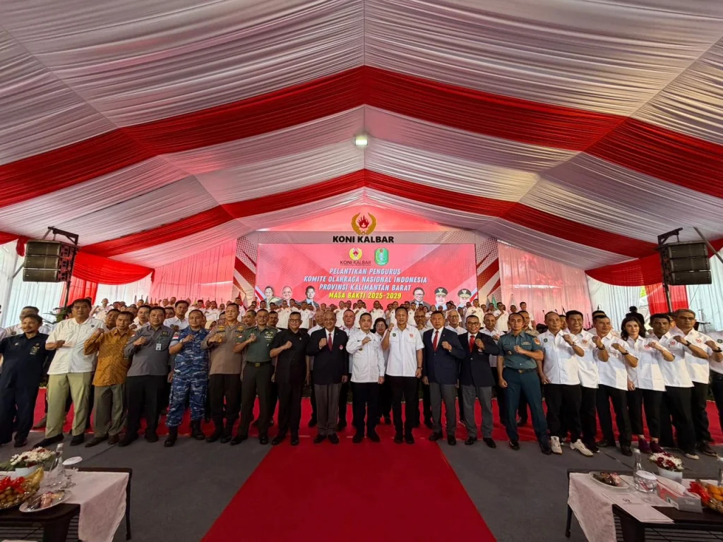 DILANTIK - Pengurus KONI Kalimantan Barat Periode 2025-2029 dilantik, di Halaman Grand Mahkota Hotel Pontianak, Rabu (28/1/2026). IST